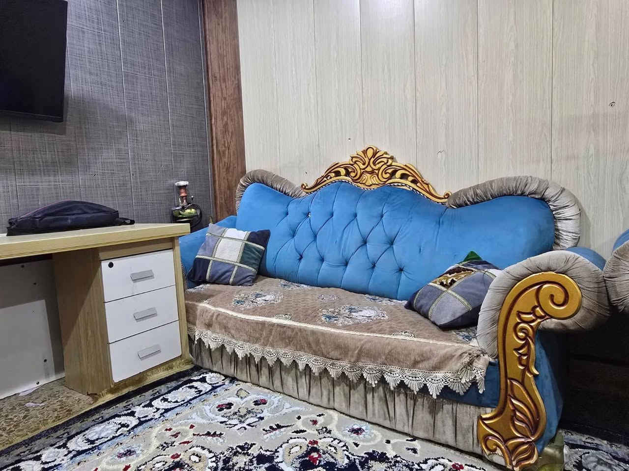 سلام عليكم بيع تخم مستعجل
السعر 150 الف قفل 
***********
