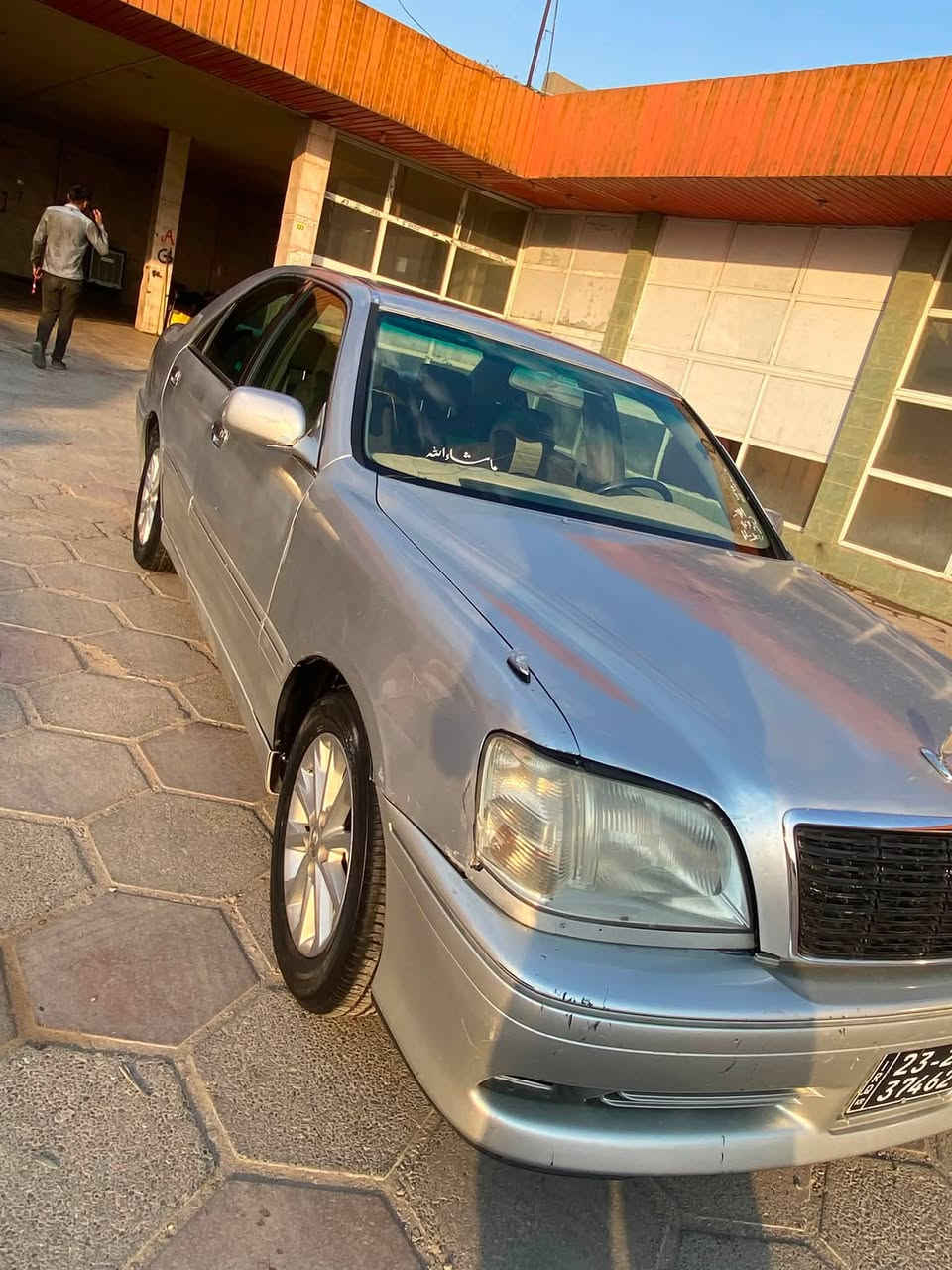 بڕاوە ی دیفۆڕی ١٧٥  کەم بەنزین خۆر 
 ٢٠٠١   ناوڕەش ئەسیلێت 
٢دوگمەی 
سڵایت 
گێڕوو مەکینەی بەشەرت 
تەبرید بەشەرت 
٤تایەوو ویلی لۆک 
  شوێن نزیک سلێمانی 
31گەڵاو کەمێک مەجال
***********
Witsapp Vibar
