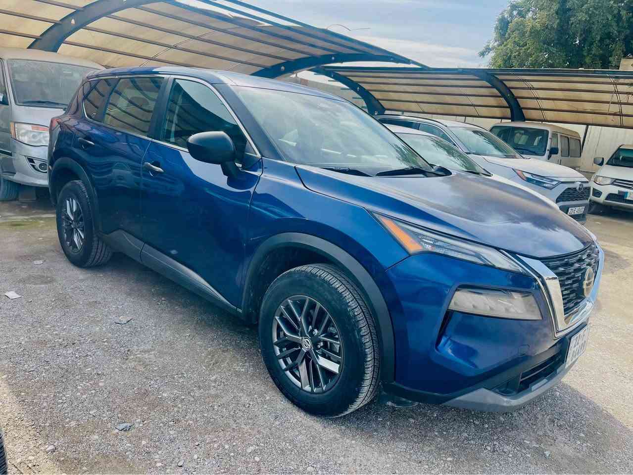 نيسان روج 
موديل 2022
ماشي 60 الف 
مواصفات sv معروفه فول / فور ويل / تشغيل بصمة / رادر من اربع جهات / خط المسار / تبديد قطعتين / بدون سلايك
المحرك 15 توربو / محرك مامفتوح 
ضرر بدون دواخل بدون شاصي بونيد صبغ وجاملغ طرف السائق تبديل نفس الرقم ونفس اللون / ارباك سيتم
السنوية بسمي شرط تحويل او وكالة 
السيارة جديدة بدون شخط وبدون رصعات / وجاهزة من كل نواحي 
والسعر 137 وبيه مجال للطيبين 
*********** كركوك, العراق
