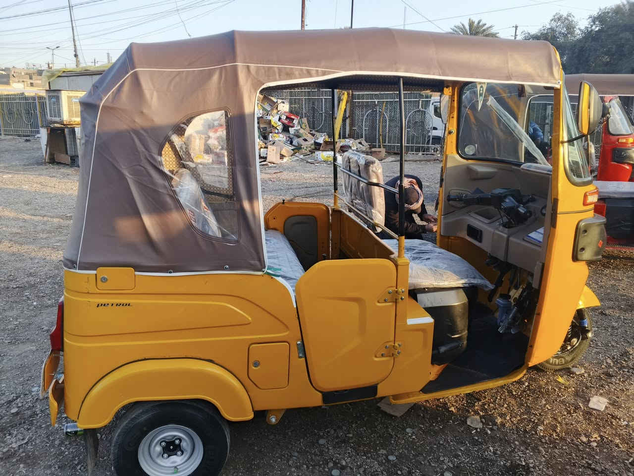 شباب السلام عليكم تكتك موديل 2022 تكتك حلوة وخير  من الله بيها بس صفحة تاخذها ماذب عليها ربع دينار
المكان شعلة 

الرقم ***********السعر 8700 بيها مجال
