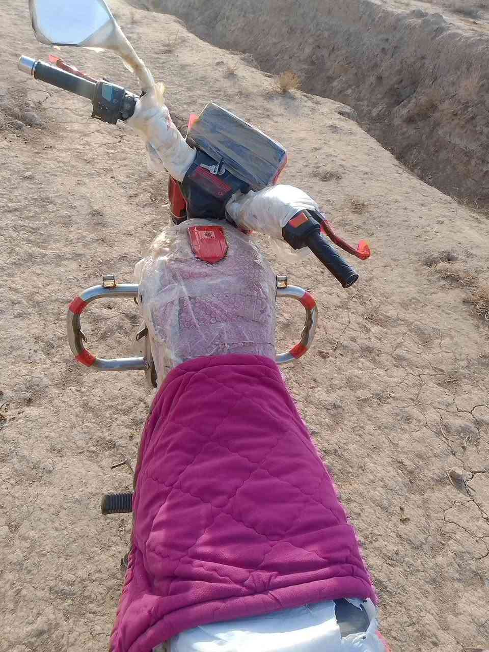 دراجة فيوم للبيع مديل١٩ اوراق اصليه مكان بين دجيلي والحي السعر ٨٠٠ وبيه مجال


**إذا كنت صاحب هذا الإعلان وتريد حذفه لأي سبب، رجاءا أرسل رسالة إلى الدعم الفني**