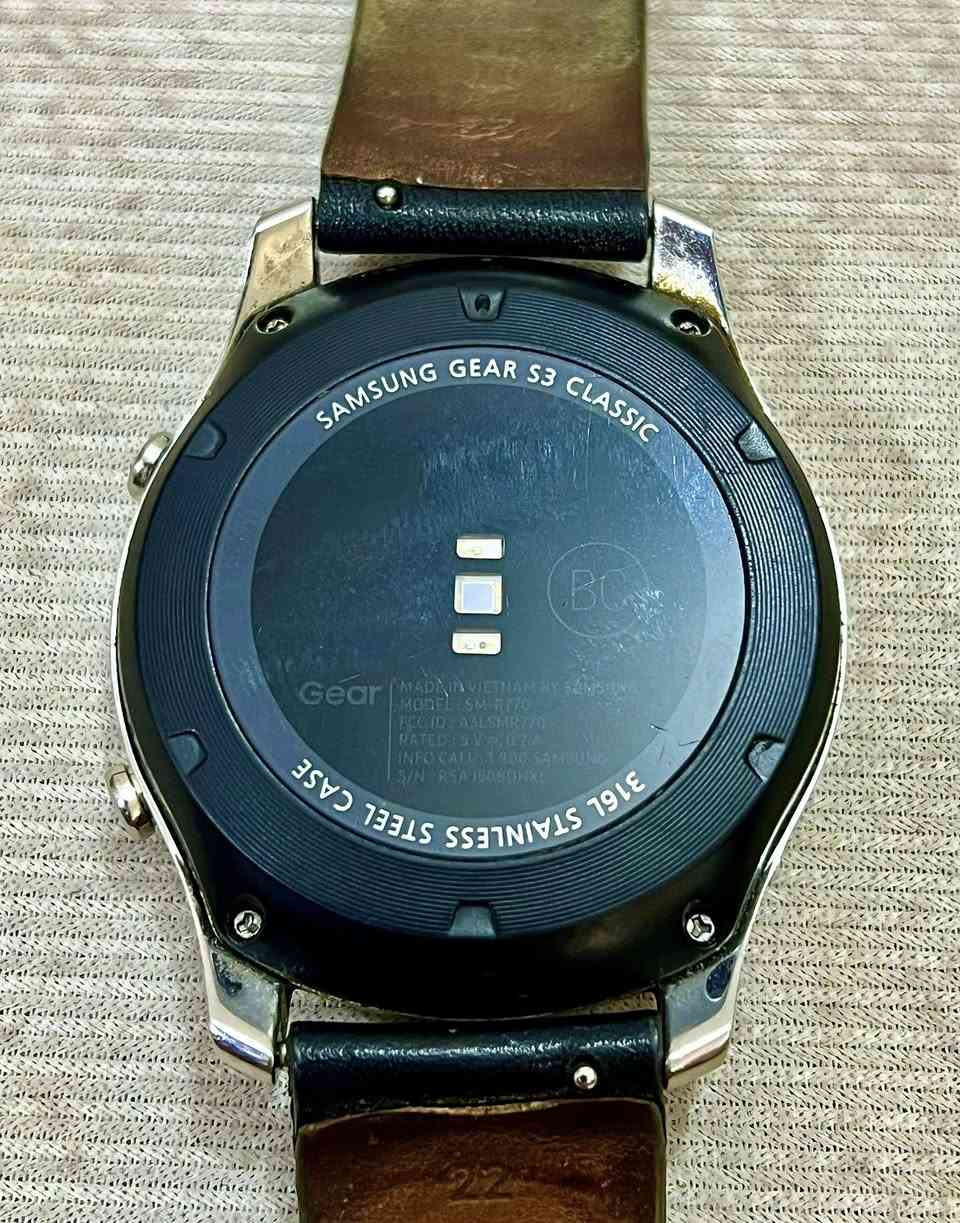 تعال خاص وتدلل
1.ساعة سامسونج بدون شاحن فقط الساعه 
2.ساعه هواوي فت بدون شاحن فقط الساعه 
3.ساعة هواوي باند 6 شغاله بدون شاحن فقط الساعه
متوفر توصيل لجميع المحافظات العراقيه


**إذا كنت صاحب هذا الإعلان وتريد حذفه لأي سبب، رجاءا أرسل رسالة إلى الدعم الفني**