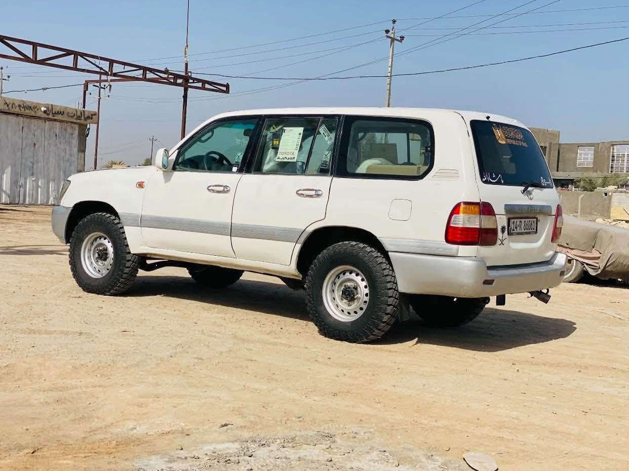 لاندكروز 2002 جهازه من كلشي. تبريد ادمامه البارحه حداديه محرك كير خير من الله  ترهم مروس موستنك او جالنجر صبغ حزام  ‭+964 782 920 1842‬ تحويل او وكاله ديوانية, القادسية
