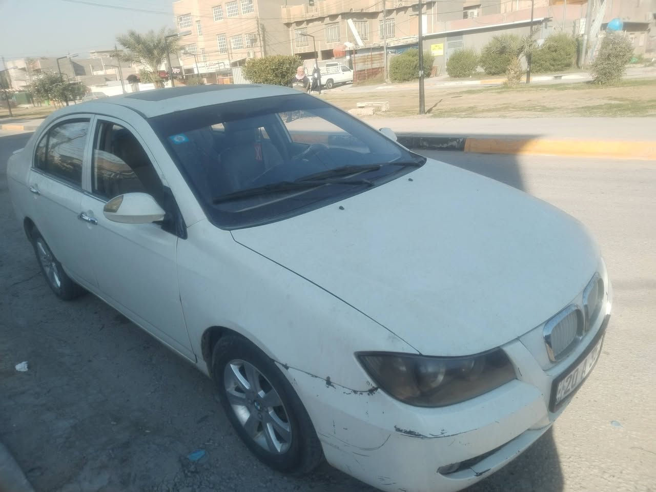 ليفان 620 خصوصي رقم ديالى باسمي سنوية لل 2030

غير مكفولة لكن بحالة عملية جيدة جدا 
المكان بغداد 
السعر 35وبيها مجال
***********
