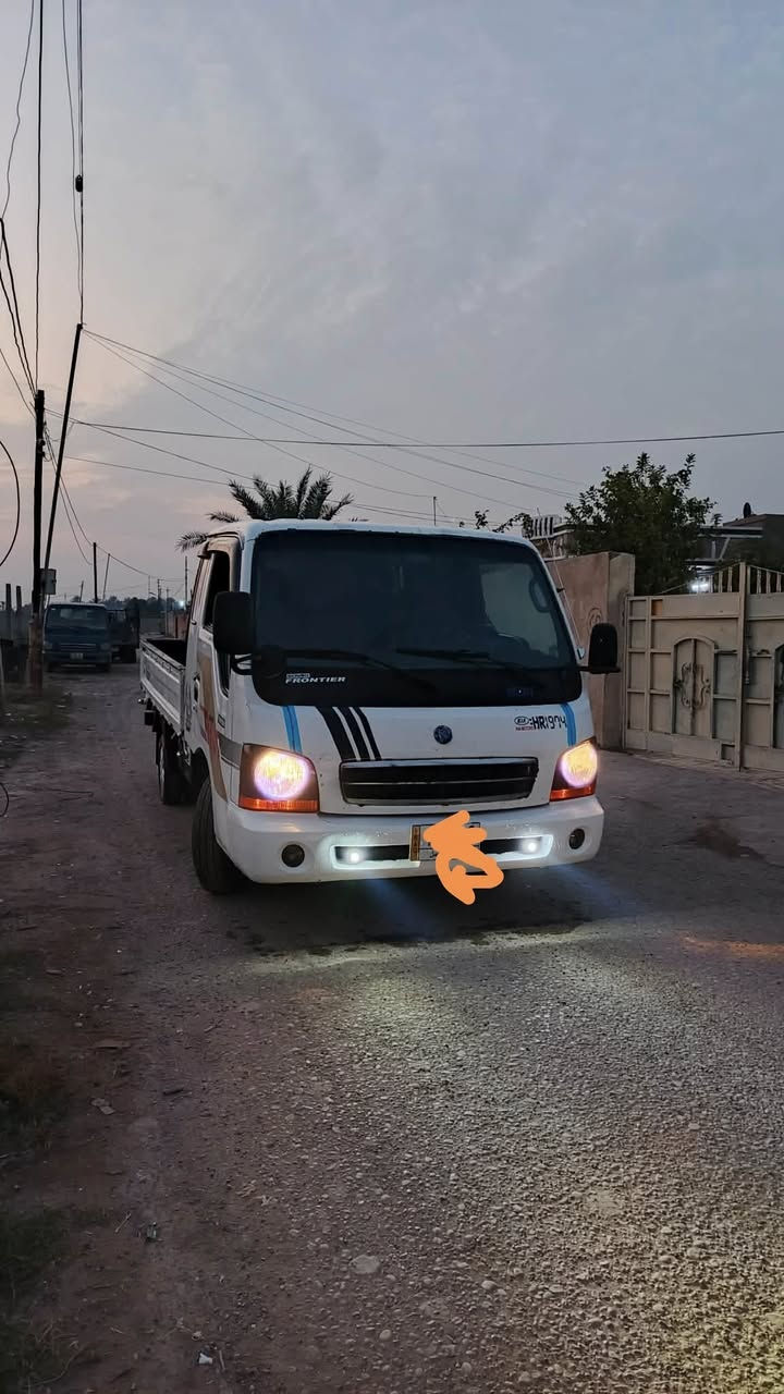 يالله سلام عليكم لبيع ام عيون موديل 2001 ام لحاكيا سياره كير محرك اكسن شاصي رغم شاصي مكفول رغم انبار مشروع وطني   مكان بغداد أطراف التاجي غرب مدغل نباعي ***********
