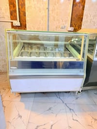 عارضة إيطالية • ١٢٠سم • نضيفه جداً