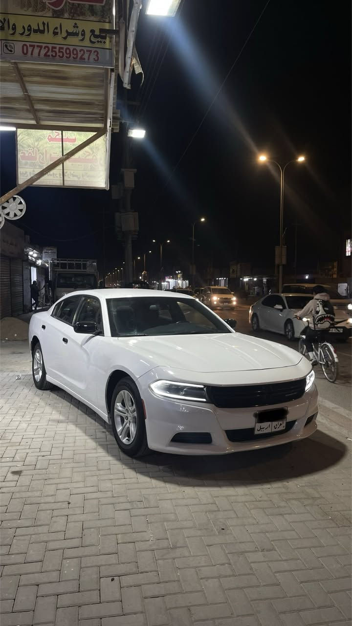 السلام عليكم
جارجر كنديه SXTكفاله عامه صبغ ضربه تبديل 

رقم أربيل تحويل وكاله الي يعجبك 

ماشيه 56م مامشتغله خط بوضع الوكاله 

س225وبيه مجال كلش قليل حك الجيه 

*********** مكاني البصره
