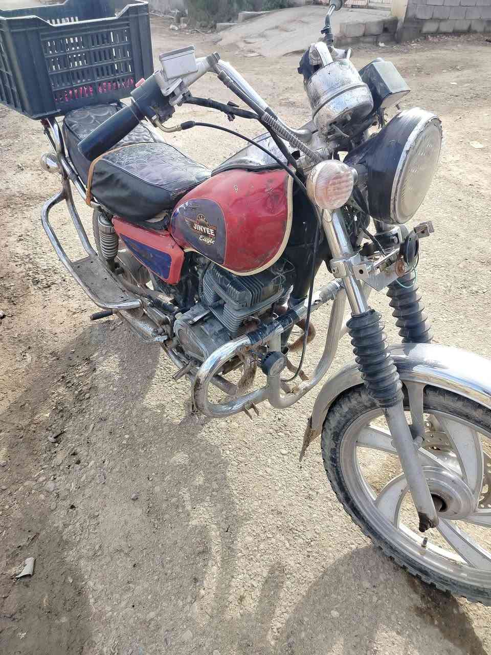 السلام عليكم  دراجة جني دبل بلك سلف لايت هندر. بس الاشاير. يرادلهن ربط فقط اوراق. وصولات كامله العنوان ديالى ناحية كنعان  هاتف ***********واتساب او مراسلة الصفحة السعر 325
