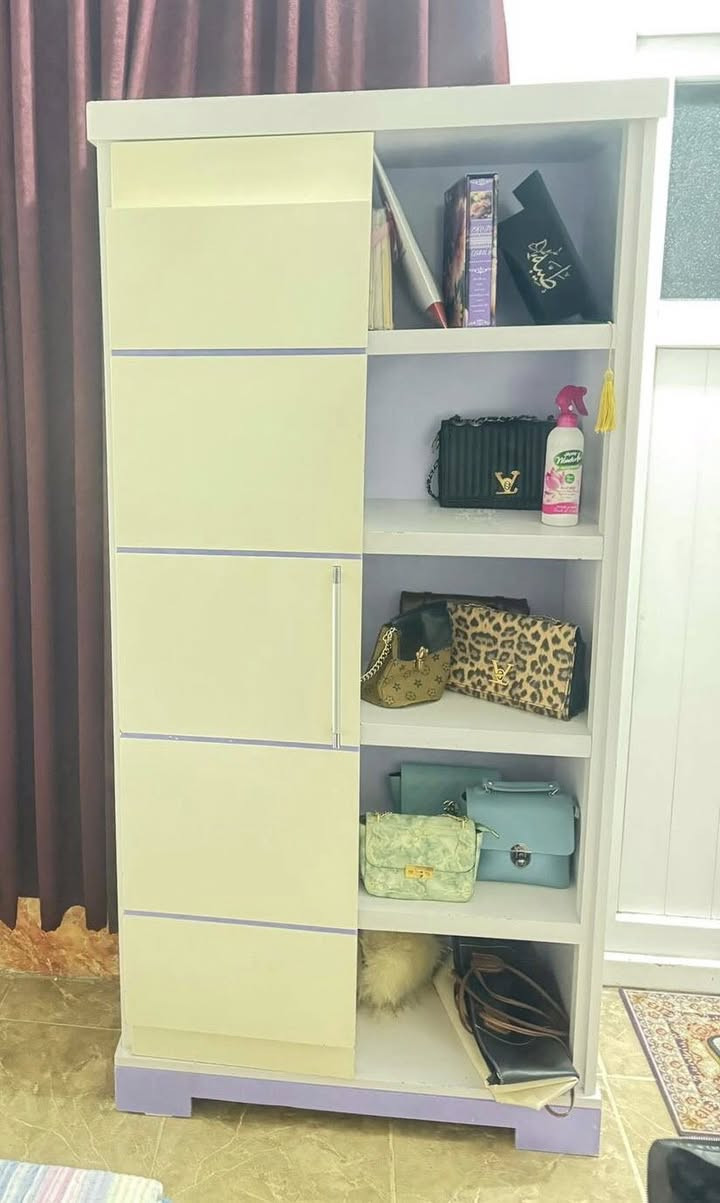 #بيع_مستعجل📌👇🏻
غرفة نفر واحد للبيع (٣) قطع مثل الصور مع الدوشك✅
العنوان #اربيل_هفالان📍للمزيد مراسلتي على الخاص👍


**إذا كنت صاحب هذا الإعلان وتريد حذفه لأي سبب، رجاءا أرسل رسالة إلى الدعم الفني**