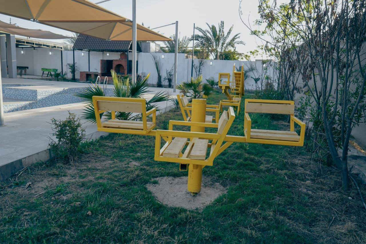 زهرة الشمس  ... المزرعه موثقه في تطبيق اجرلي  مزارع للأيجار اليومي  
تستطيع الحجز من خلال التطبيق 
مزرعة زهرة الشمس   🎀🎀🎀
 

إحجز مزرعتك وتمتع بالخصوصية التامَّة 🥰

يتوفرُ جميعُ الخدمات التي تخطرُ على بالكم مع أجواءِ الطبيعةِ الخلابةِ الساحره 😎
مميزاتُ زهرة الشمس 

.التيار الكهربائي على مدار 24 ساعةٍ كاملة دون إنقطاع ويتوفرُ فيه مولدة كهربائية تعملُ بنظام التشغيل الأوتوماتيكي 

.مسبح خاص للأطفال 👧 👦 

.مسبح خاص للكبار حجم 

.يحتوي منتجعنا على ألعابٍ للكبار (( منضدة 🏓 + فيشه +. إضافات صالة العب +بلي ستيشن 

.صالة كبيرة مؤثثة ومكيفة + غرفة نوم مؤثثة ومكيفة + مطبخ على الطراز الإيطالي مؤثث بشكلٍ كامل 
.جلساتٌ خارجية
 

مكانٌ مخصص للشواء مجهز بجميع الإحتياجات الخاصة لذلك 
مجموعة صحيات داخلية وخارجية 

إحجز ☀️ إسبح 🏊 إشوي 🐟 وإقض أحلى وأمتع الأوقات مع عائلتك في أجواءٍ صيفية جميلة 

#العنوان_صلاح_الدين_قضاء_بلد.. 

للحجز والإستفسار 
الاتصال على الارقام التاليه او مراسلتنا على الواتساب 
***********
 ***********.واتساب (((المزرعة موثقة في التطبقات)))
