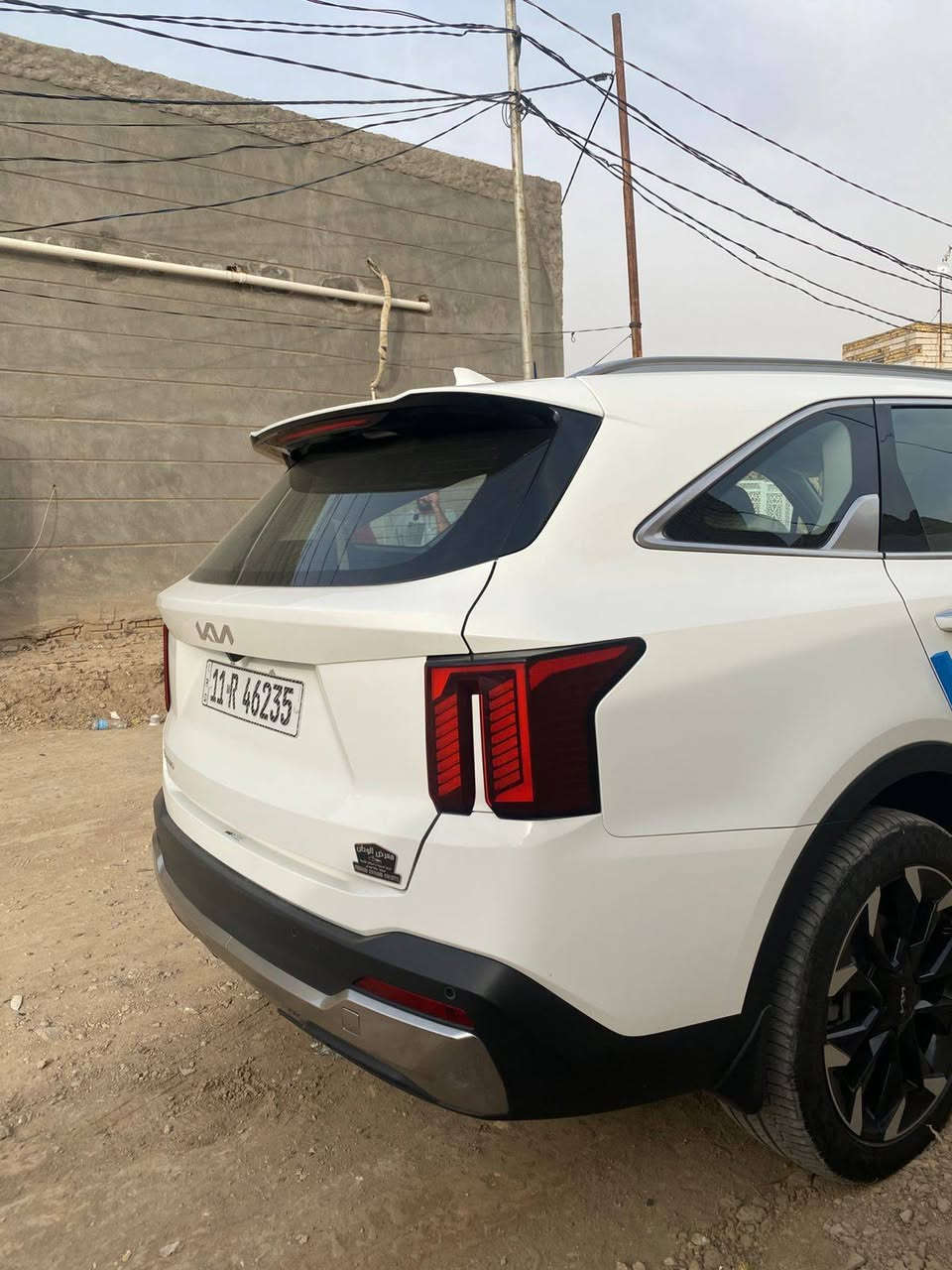 كيا سورنتو 2025 خليجي
ماشيه 20. الف كيلو فقط
رقم بغداد  
مكينة ستة سلندر كفاله عامه وعلى وضع الوكاله 

المواصفات :- 
ويل ٢٠ 
بصمة 
شاشة متصله
كير ماوس 
شفتات ستيرن 
تشغيل عن بعد 
حساسات 
ثلاث انظمة قياده 
شحن لاسلكي
جنطة كهرباء
الخ من المواصفات المعروفة …السعر 305 وبيه مجال بسيط 
مكان السياره  الديوانيه مركز 
***********

