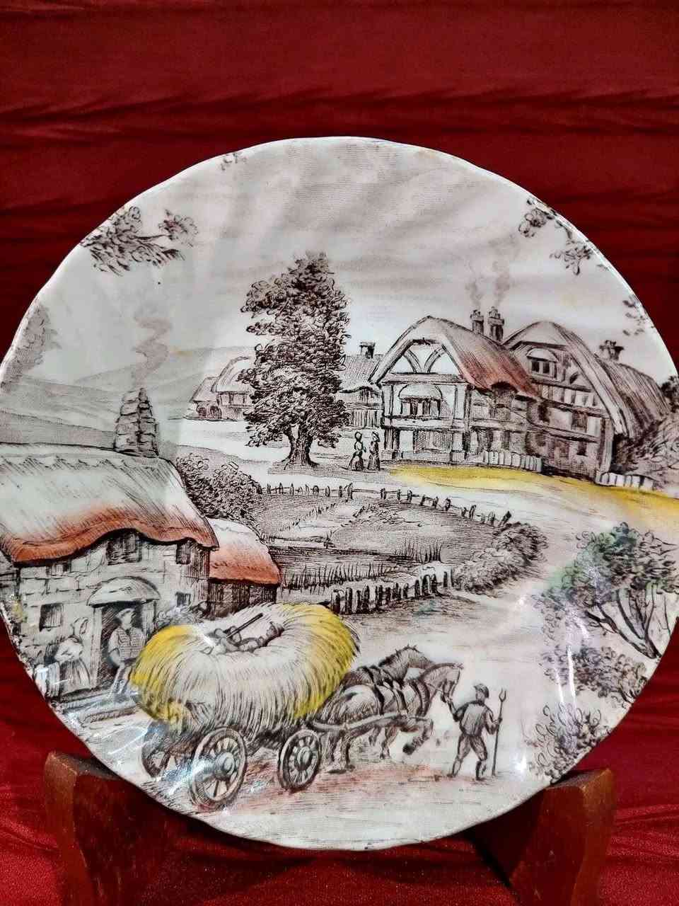 صحن للديكور أنتيك،يمثل حياة الريف،مختوم ومن صنع يوركشاير
القطر : 13 سم
السعر : 3 الاف


**إذا كنت صاحب هذا الإعلان وتريد حذفه لأي سبب، رجاءا أرسل رسالة إلى الدعم الفني**