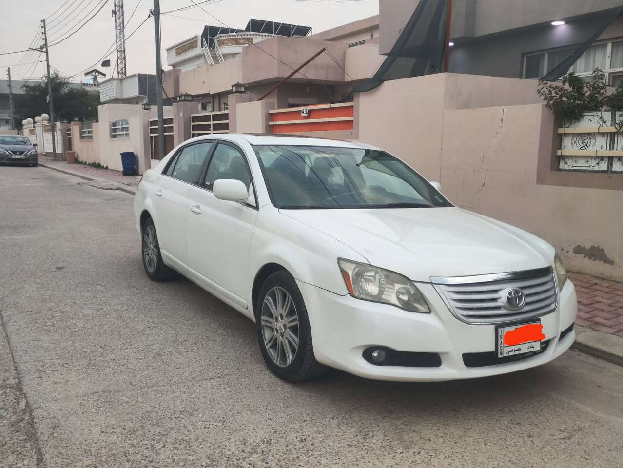 تويوتا افلون   toyota avalon 2007 xl
وارد أمريكي    v6   3.5  L 
مواصفات :
فتحة سقف و مقاعد جلد و  الأمامي تدفئة و  تحريك كهربائي 
تبريد و تدفئة فول
كوبريسور جديد اصلي 
مع كافة الملحقات 
بطارية جديدة 
اطارات طخم جديد 
زيت الگير جديد + بلاكات جديده +دبل امامي جديد 
الصدر الأمامي والخلفي كلهن مدامة
الكهربائيات كلها شغالة
الگير و المحرك بلادي بدون اي تحوير او تعديل شرط الفحص 
ماشيه 228000 
الضرر  جامولغ السكن الخلفي وطختين خفيفة و الأبواب مصبوغة بدون ضرر   (جمالية و توحيد لون) 
و السونار موجود .
السعر 138و بي مجال و تدلل


**إذا كنت صاحب هذا الإعلان وتريد حذفه لأي سبب، رجاءا أرسل رسالة إلى الدعم الفني**