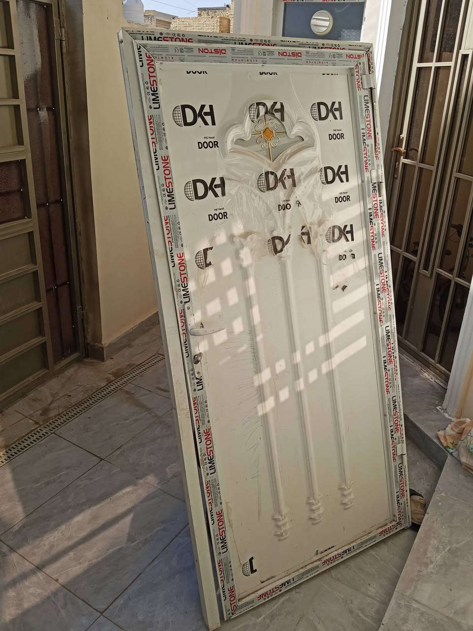 باب المنيوم تركي جديد ستعمال شهر 
سعر 150 وبي مجال
  عرض 98 
طول 198


**إذا كنت صاحب هذا الإعلان وتريد حذفه لأي سبب، رجاءا أرسل رسالة إلى الدعم الفني**