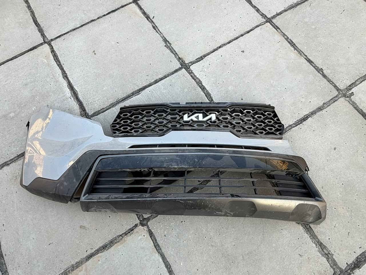 سلام عليكم دعاميه سورنتو 2023 امريكي سمنتي
***********
