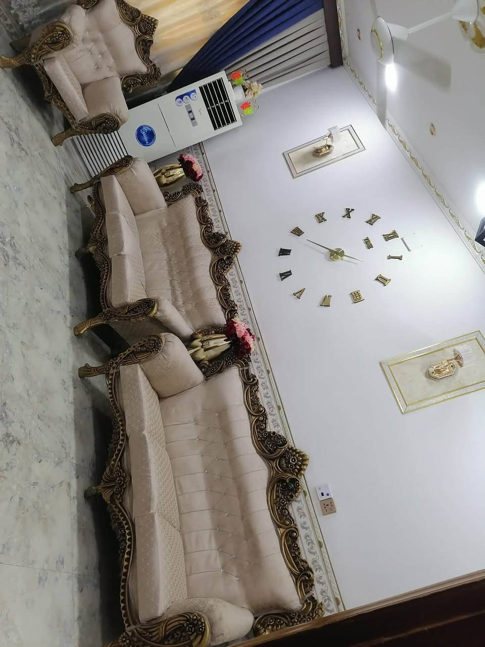 السلام عليكم  تخم البيع يراني ملكي نضيف  10 مقاعد السعر 375 مكان بغداد الدورة


**إذا كنت صاحب هذا الإعلان وتريد حذفه لأي سبب، رجاءا أرسل رسالة إلى الدعم الفني**