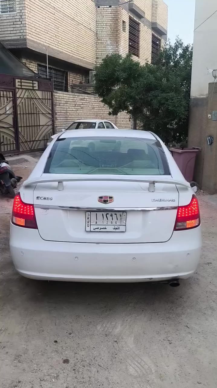 سلام عليكم سياره أم كراند للبيع موديل 2013سياره كامله مكمله حداديه تخم تاير كامله  سياره عوزه بس فيت بم سياره محركه 2000مسيبوشي رقمه نجف راعيه بلديوانيه رجال منتسب مكاني كربلاء حر الصغير السعر 60وبيه مجال قليل 
الرقم***********
