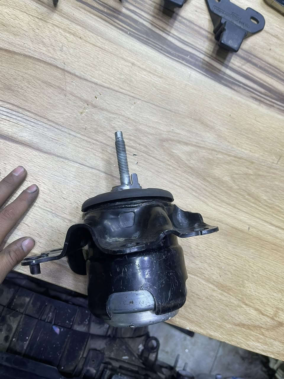 جێب رەنگلەر قوولاخ هایبرد٢٠١٨-٢٠٢٥0 ***********
