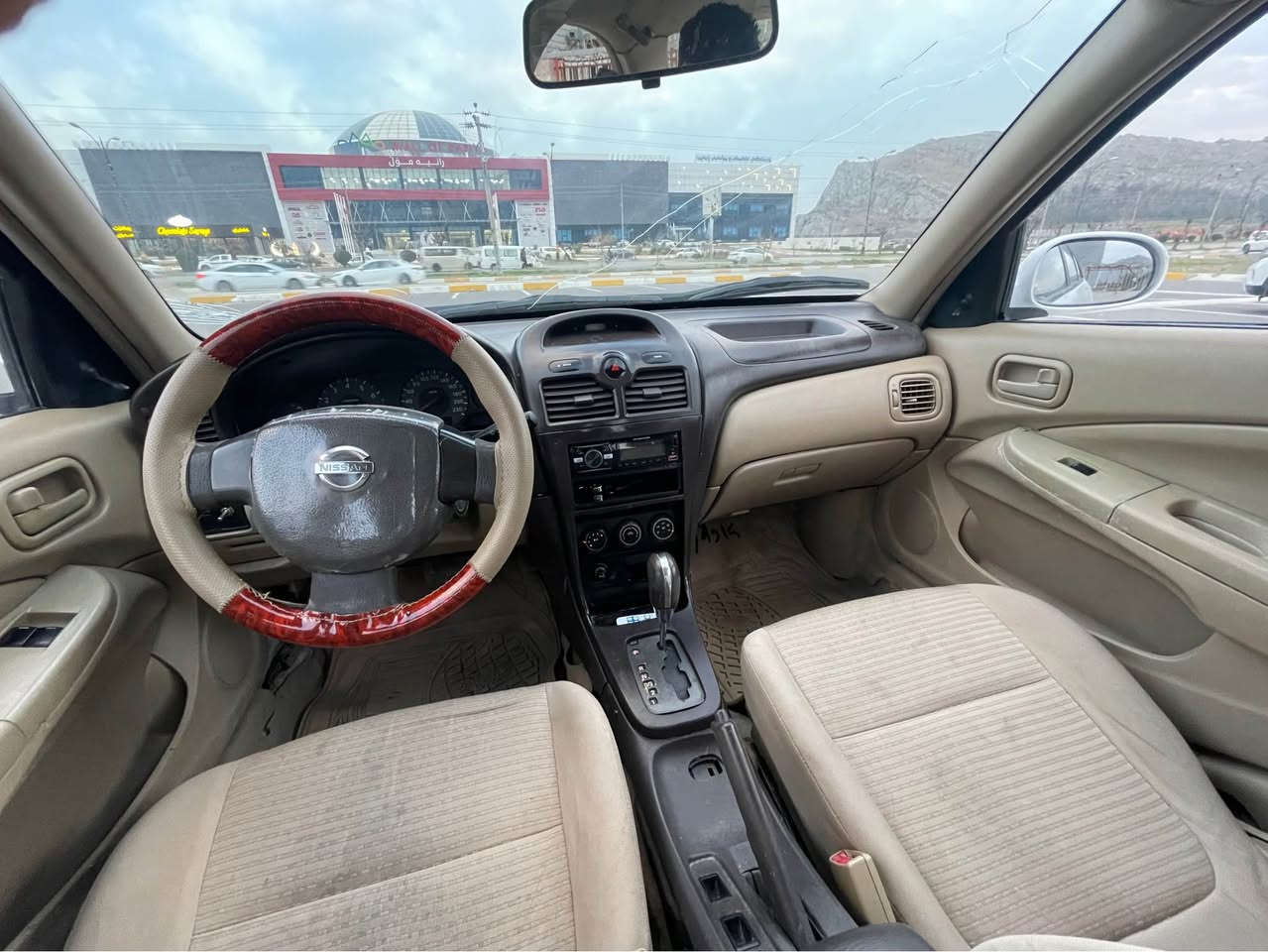 ***********–***********
سەنی مۆدێل ٢٠٠٨ ، گێر ئۆتۆماتیک ، ناو قەیسی ، گێڕو مەکینە و تۆند و تۆڵی بەشەرت ، تەبرید سارد و گەرمی لەسەر سویچ  ،  دەحم و لێدراوی پییوە نییە ، توندو تۆل و بێ کێشەیە ، سەیارەکە هی مالە و  ئەهلی معرەز نییە ، نرخی ٤٠ گەلاو معامەلە ، سەیارەکە لە جوانی و پاکیدا نمونەیە  لۆک ماوەتەوە ، *********** - *********** 
ڤیدیۆی لەم لینکەی تیک تۆک ببینە رانية, السليمانية
