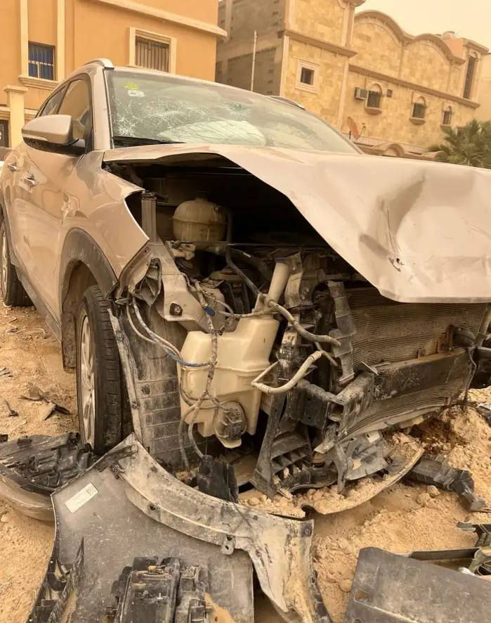 السلام عليكم ورحمه الله 🌹

للبيع هونداي توكسان ابيع على حادثها

ايرباكات كلها طاكه سستم كامل

حجم المكينه  4 سلندر الدوش المرغوبه وحاليا مو شغاله اثر الحادث 

الشاصي بدون ظربه مكان الحادث واظح

السياره استعمال شخصي فقط سابقأ

موديل 2017 اصل بلادي سابقأ مكفوله

ماشيه 97000الف اصلها بلادي

السياره سابقأ كفاله عامه بشرط باقي السياره كفاله من الخدش والبارد

ملاحظه🚩 مكينه طافيه مو شغاله سبب الحادث 

السياره باسمي شخصي رقم اربيل جديد🚩

السياره تحويل مباشر سنويه وهزه جديد

السعر 📍(( 75$ ورقه  ) وبي مجال بسيط

ملاحظه:::# توصل اي محافظه تريدها 

حسب الاتفاق 
للاستفسار اكثر اتصال أو وتساب 

***********
