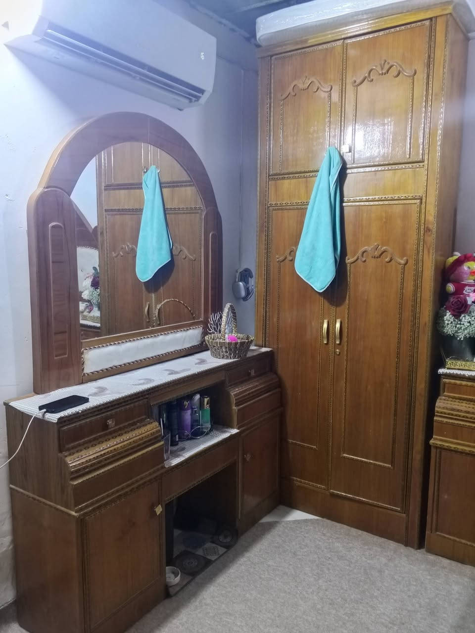 سلام عليكم غرفه ماخذتها بملونين صارلي اقل السنه من اخذتها واريد ابيعها لغرض الانتقال لغير بيت اريدها بمليون وبيها مجال لشراي مكاني نجف حي الوفاء


**إذا كنت صاحب هذا الإعلان وتريد حذفه لأي سبب، رجاءا أرسل رسالة إلى الدعم الفني**