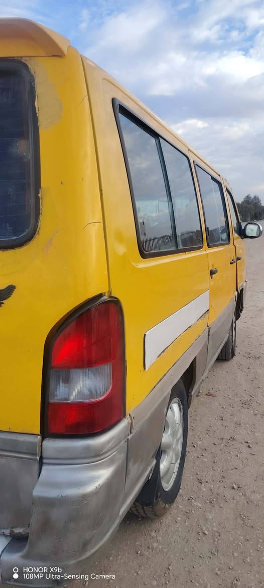 استانه موديل 99 رقم كربلاء انكليزي مصفره هئيه وغرامه شرط التحويل مكينه وكير وحداديه تمام السعر 60 ورقه وبيه مجال للشراي مكان السياره طويريج للاستفسار ***********
