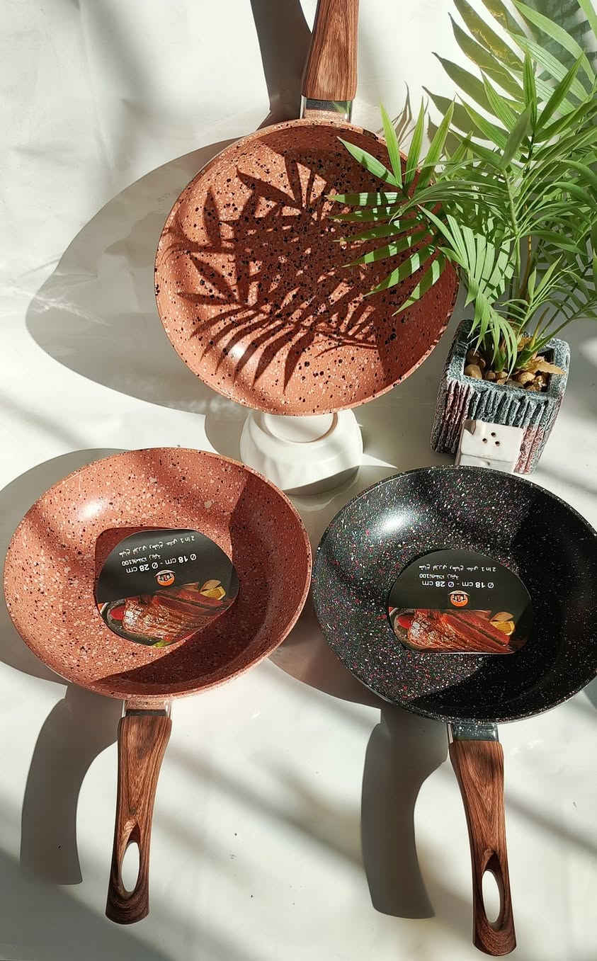 طاوات كرانيت زيتي ماركه نمبر وان مانع الالتصاق 
تم تكرار الوجبه الثانيه 
طاوات دمار ماشاء الله تجارب البنات تلكونهه بتعليقات 
تجننن
اي استفسار وحجز خاص وتدللون قطع رخيصه 
توصيل فقط الفين داخل الزعفرانية 
@متابعين


**إذا كنت صاحب هذا الإعلان وتريد حذفه لأي سبب، رجاءا أرسل رسالة إلى الدعم الفني**