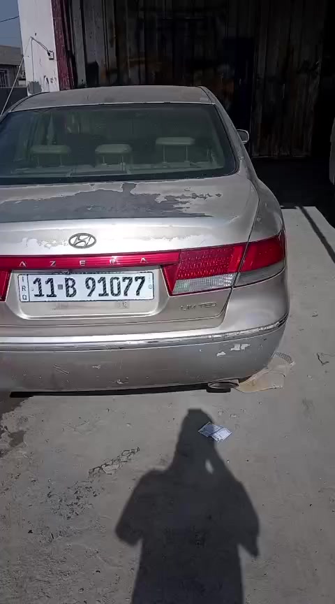 هونداي ازيرا موديل 2006 خليجي 6 سلندر 
سياره خير من الله جاهزة 
كير -مكينه -كهربائيات -تبريد -تخم تاير -صدر -كلها كاملة 
 مصبوغة عام للجمالية 
السعر 77$
رقمها بغداد انكليزي الجديد 
والسنوية جديدة 
والهزة جديدة

المكان صلاح الدين/بلد
***********
