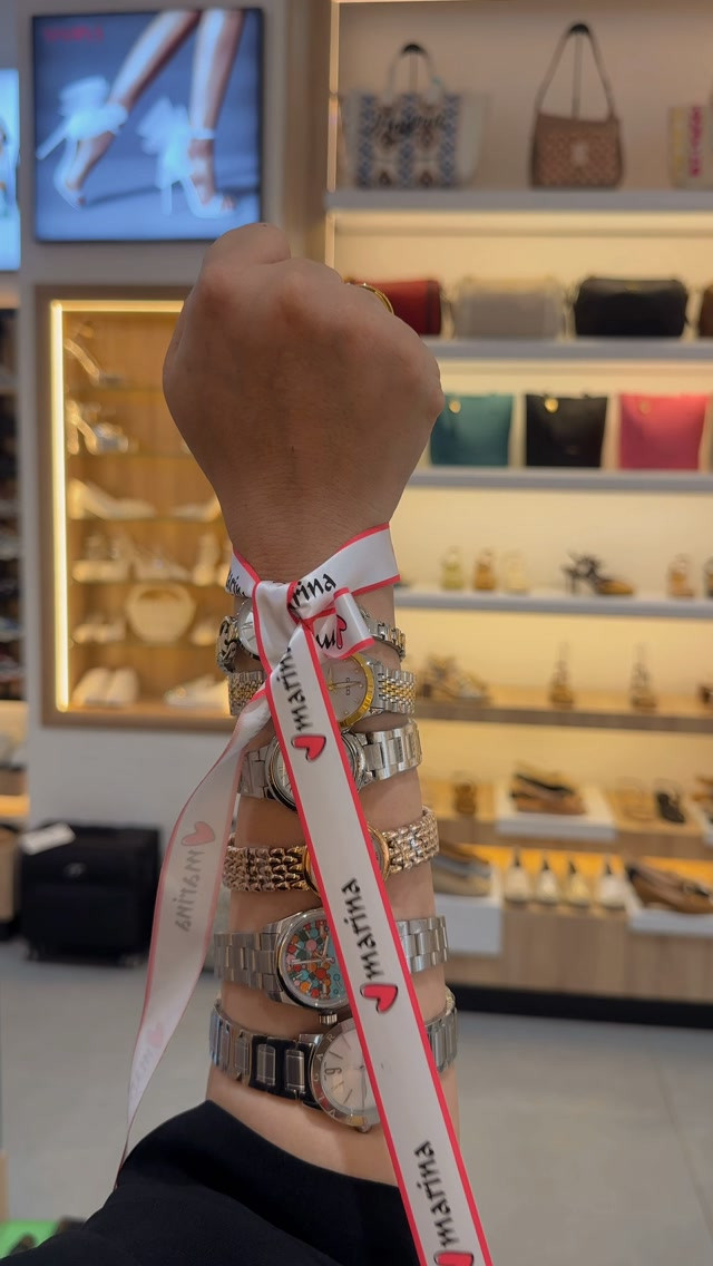 New women’s accessories 💎


**إذا كنت صاحب هذا الإعلان وتريد حذفه لأي سبب، رجاءا أرسل رسالة إلى الدعم الفني**