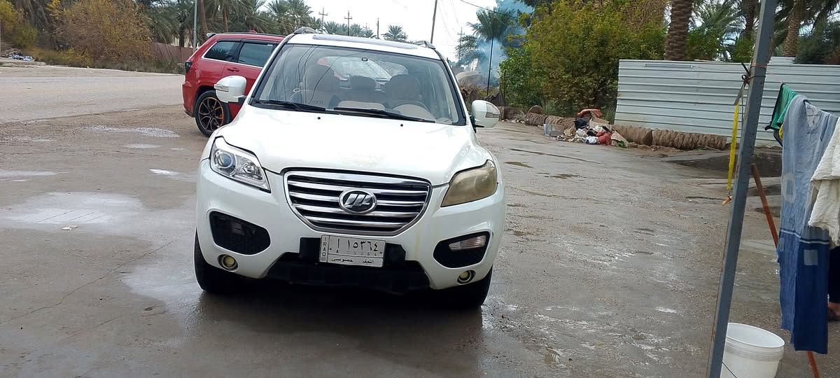 سلام عليكم سيارة نيفان موديل 12سيارة جاهزة مكفولة كير ومكينة وتبريد شرط رقم نجف مكان السيارة بابل قضاء المحاويل سعر 53وبيهة مجال قليل***********
