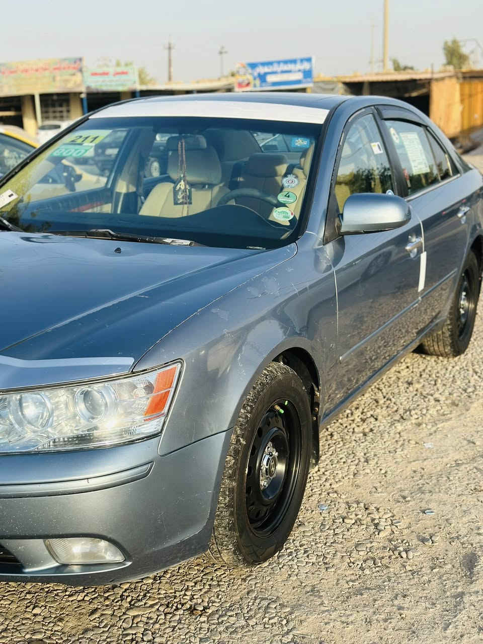 سلام عليكم
سوناتة 2010 
بسمي تحويل مباشر 
فول موصفات 
محرك 2400
داخل بيجي صاج 
سقف فتحة 
كشنت كهربائي 
تبريد ثلج❄️ 🧊 
تايرات جديد 4حديد 
حدادة جديدة. كهربية كلهة جديدة 
بيهة 3 قطع صبغ بس 
السعر 105 مجال قليل 
عنوان كركوك 
***********
