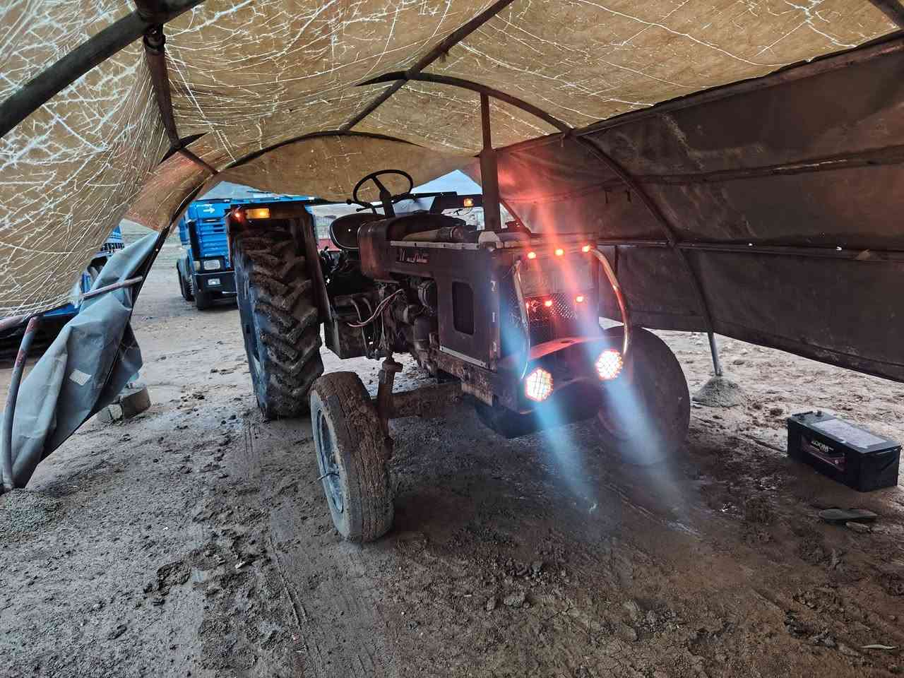 عنتر البيع موديل 71 حجم 88 عنون موصل سعر 4نص وبي مجال ***********
