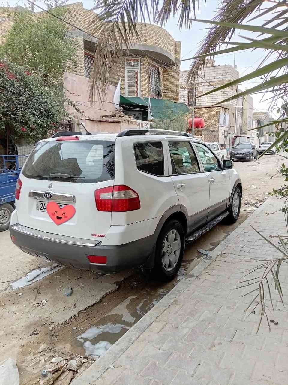 السلام عليكم للبيع سيارة موهافي موديل 2013وارد خليجي بدون قطرة صبغ بس شبر بالجنطه كير محرك فول تبريد ثلج تخم تاير بصمة  لون ابيض فول موصفات سلايد روف كشن كهرباىي السعر ١٦٥$ رقم دهوك سنوية 2029 مكان السيارة الديوانيه للاتصال *********** بي وات ساب
