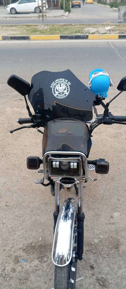 دراجة ايراني سونك خمسة كير سكنر دراجة كلهة بلادي برغي ما مفتوح بل مكينة برغي دراجة نضافة نفس الي بل صورة وبعد انضف كهربايات كلهة شغلة اي نقص مابيهة بصمات ٢ وسويجات٢ السعر 900وبيهة مجال
التواصل ***********
