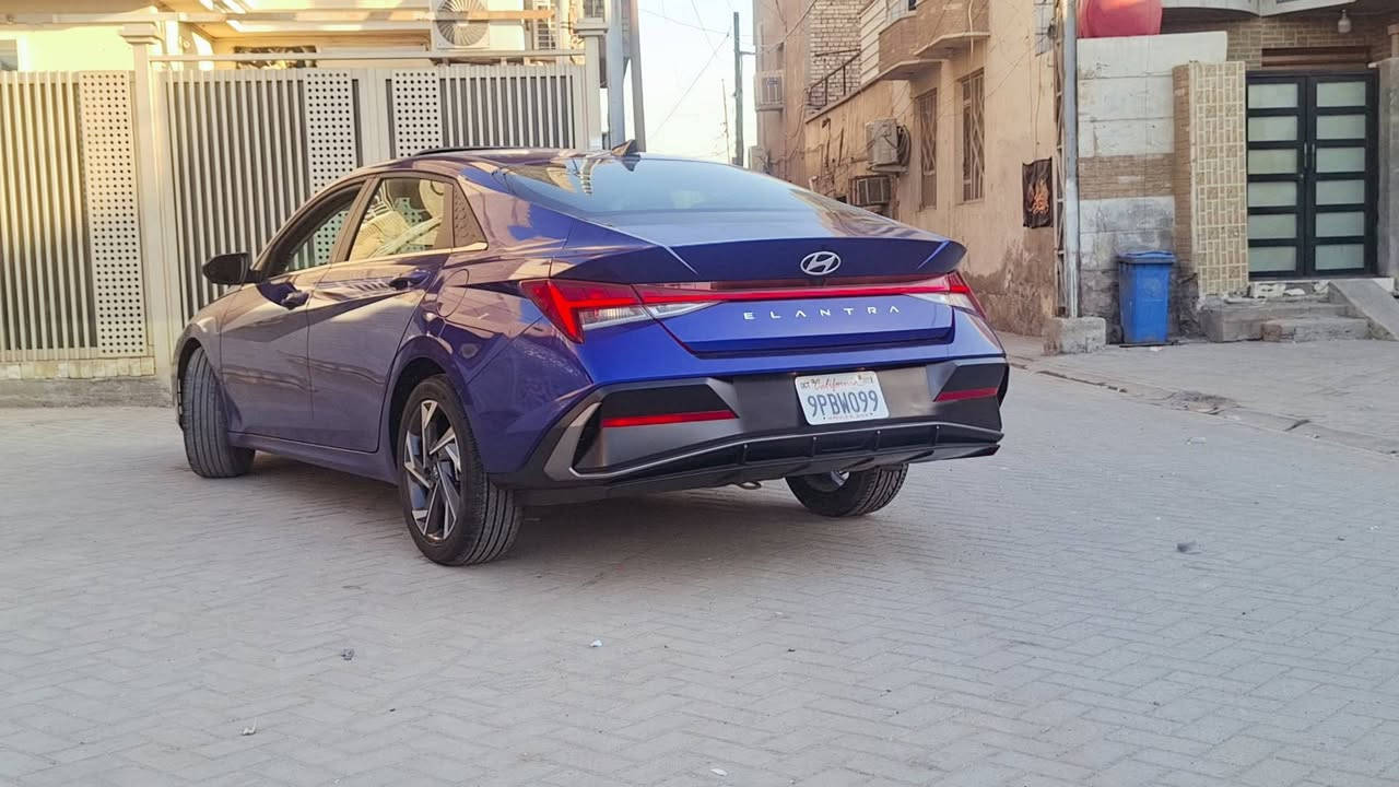 النترا وارد أمريكي موديل2025 محرك 2000دوس ماشي 21 الف كلين تايتل مفتوحه دعاميه ولايتات وشديتهن بدون ايرباك وبدون صبغ وبدون تبديل وبدون ومكفوله من كلشي حته من شخط ورضعه ول بارد كفاله وبل واقع احله من صور موصفات فول 1/1 فتحه وبصمه وشاشه متصله كأمره دواره ورادارات امامي وخلفي وبل مري سايد ابريك بصمه تشغيل عن بعد لد امامي وخلفي لايت زنون فول للتصال ***********
