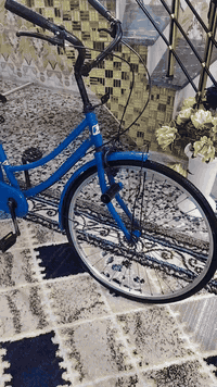 السلام عليكم باسكن للبيع بنات حجم 26 2018 البايسكل نظيف للبيع السعر 75 المكان بغداد البلديات الشراي يتصل على هذا الرقم ***********
