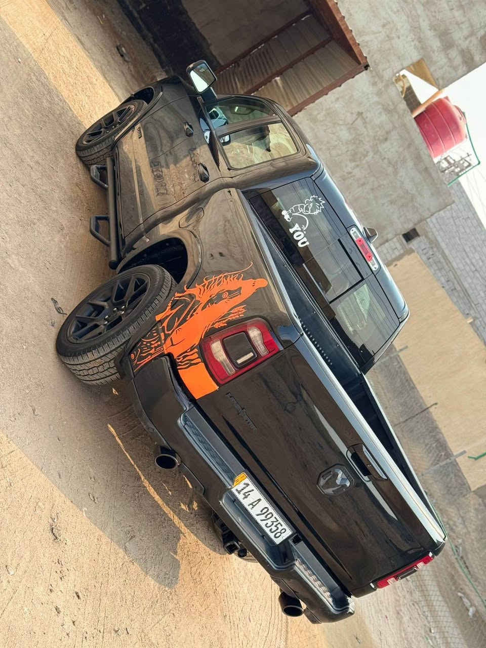 السلام عليكم ( بيع او مراوس شي مرتب ) 

رام 2019 لونك ستار LONG STAR بلاك توب 
باب طويل بدي قصير المرغوب مكينه 8/5700
مواصفات فول للاخير ما عدى البانوراما 
رادارات حساسات شاشه تيسلا  عدسه دوارة الى اخرة …..
السيارة كفاله داخله تقرير تعمل وتسير 
رقم بـصـره الجديد هزة جديدة 
العنوان بـصـره المطيحة 
السعر ٢٩٣ بيها مجال حك الجية 
*********** البصرة, العراق
