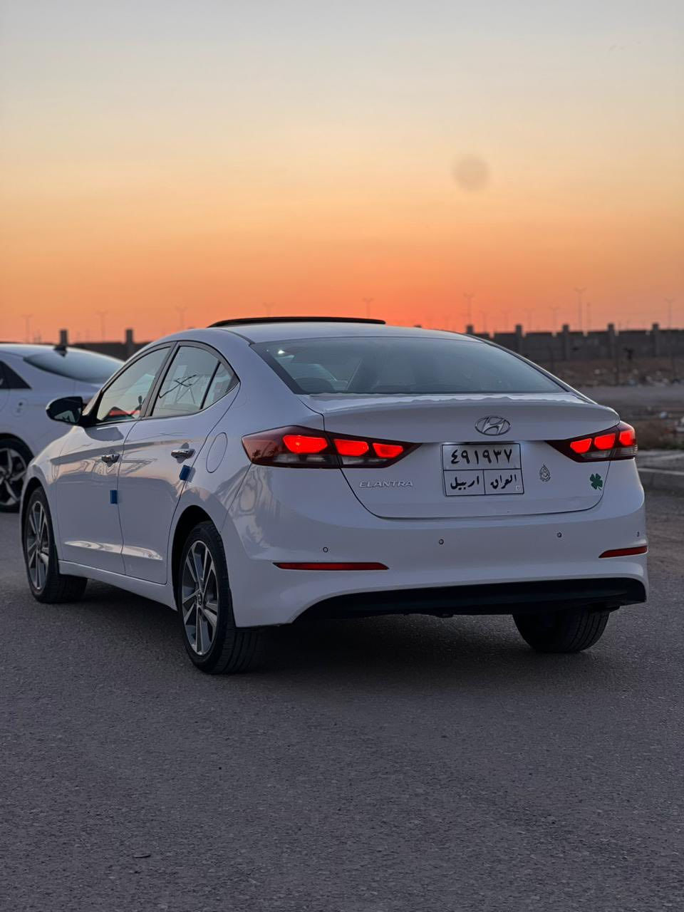 السلام عليكم 
للبيع النترا 2019 خليجي سوبر فول 1/1
رقم اربيل الماني وكاله وتحويل اليعجبك 
السياره كفاله عدا الجاملغ الامامي مبدل 
بلاد والباقي كفاله السياره احلى من الصور 
كله جديد تراي زيرو جاهزه من كلشي 
السعر 136 وبيها مجال الشراي يتصل *********** مكاني النجف الكوفه
