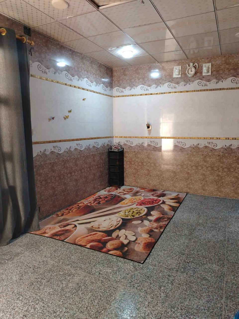 دار للبيع النجف  حي ميسان مساحته 200م زراعي مقابيل حي العسكري قرب مدارس در النجف  يتكون من غرفتين مطبخ حمام صحيات صاله جبيره استقبال معزول عن البيت طارمه كلش جبيره السقف اعگاده الكاونتر ويه البيت مليونين السعر ٧٥ قفل


**إذا كنت صاحب هذا الإعلان وتريد حذفه لأي سبب، رجاءا أرسل رسالة إلى الدعم الفني**