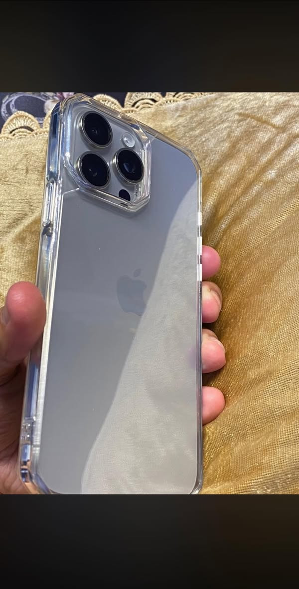 ‏15 ‏ذاكرة 256 جهاز  ‏
‏الجهاز نظافة 100 سعر925 
بطاريته84
غراضه كامله الاصليه 
  فقط اتصال
للبيع فق
‏ ***********
