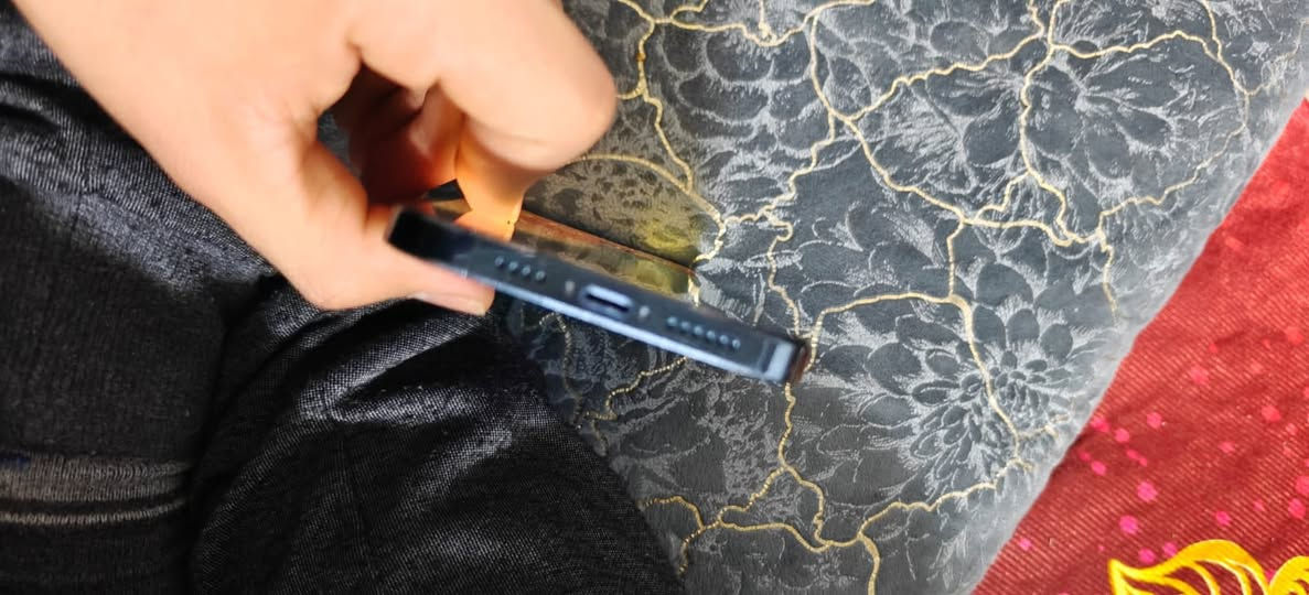 السلام وعليكم ايفون 12برو ماكس للبيع او مراوس حسب القناعه تلفون نضيف حيل امبدل شاشه فقط بطاريه 86 دبل شريحه ذاكره 128 ادفع سعر بما يرضى الله


**إذا كنت صاحب هذا الإعلان وتريد حذفه لأي سبب، رجاءا أرسل رسالة إلى الدعم الفني**