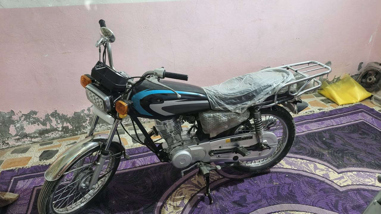 السلام عليكم دراجة للبيع نامه أوراق موديل 2022 وكليه مقبل سيد خلدون بشارع بغداد  للاستفسار ***********
