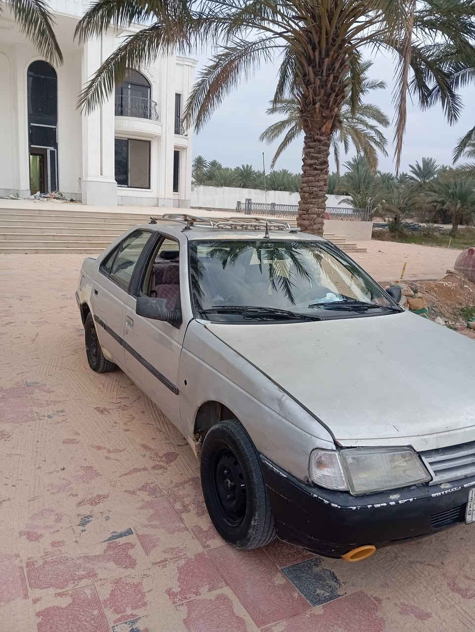 بيجو روا محرك وكير ونجي المكينه بيها بخار قليل  رقم كربلاء مشروع وطني راعيها بلكوفه 20 وبيها مجال لشراي او اروس حسب القناعه  ***********
