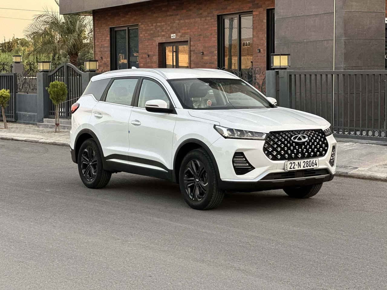 chery tiggo7 pro شیری تیگۆ7 پرۆ 2024 
سفر کیلومتر نیو مواسەفاتە واتا بێ پانۆراما.. 
بەسمە شغال بسمەی دەرگا شەغال تبرید مرکزی برێک بەسمە ئۆتۆهۆلد گێچ الکترونی دوو مۆدی لێخورین تحکم ستیرن جام کارەبا
گێر و مەكینە و تەبرید هەموو شتێكی بەشەرت 
بێ بۆیاغ بێ ساردی دەعامی بۆ دەعامی بە شەرت 
تەنیا 2 هەزار کیلومتر رۆشتوە زەمان شریکەیە و تەئمینە
رەقەم هەولیر و هەموو شتێکی تازەیە
نرخ : 132 وەرەقە و مەجالێكی كەم 
ژمارە مۆبایل  واتساب ***********
