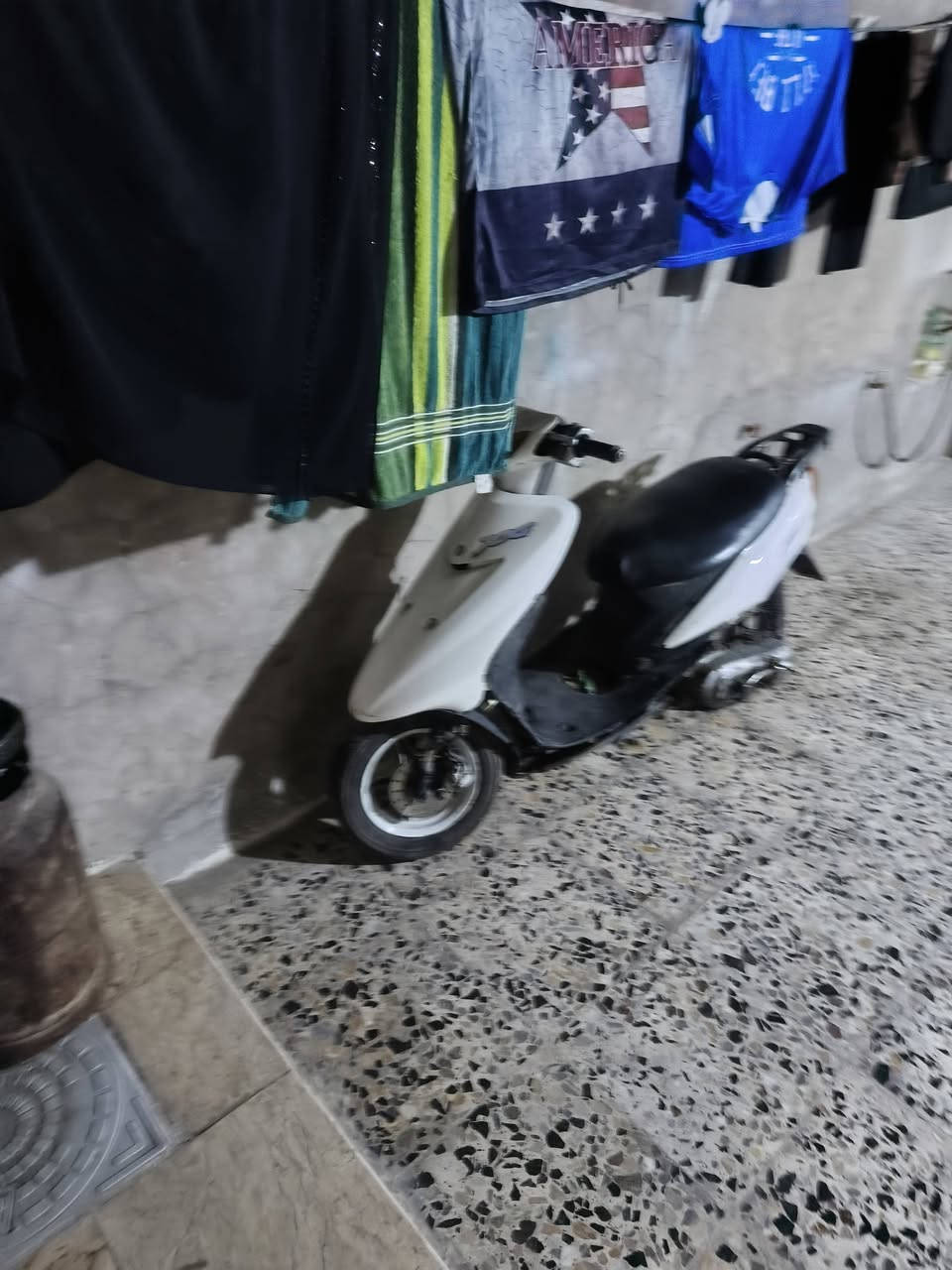 سلام عليكم
دراجه عصفوريه البيع بيه فقط كلج خلفي مكينه نضيفه السعر ١٢٥ الرقم  ***********
