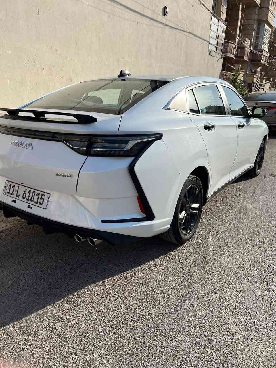 السلام عليكم من رخصت الادمن سياره للبيع شاين موديل 2024 تشغيل بصمه لكير 6نمرماشيه السياره 40 الف رقم بغداد باسمي ضمان ليث العبيدي السياره بيهه جاملغ امامي بارد وقبغ جنطه طعجه خفيفه موضحه بالصور تحويل مباشر السعر 110 وبيها مجال بسيط الاتصال على الرقم بي واتساب ***********
