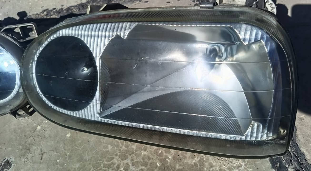 السلام عليكم زوج لايتات كولف نفخ عدسه اصليه وجامه تجاريه  كامل السعر قفل (٥٠)  مكان بغداد /***********
