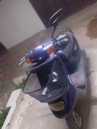 ماطور مستخدم للبيع سعر 200وبي مجال شراي تعال خاص رقم 07760913079