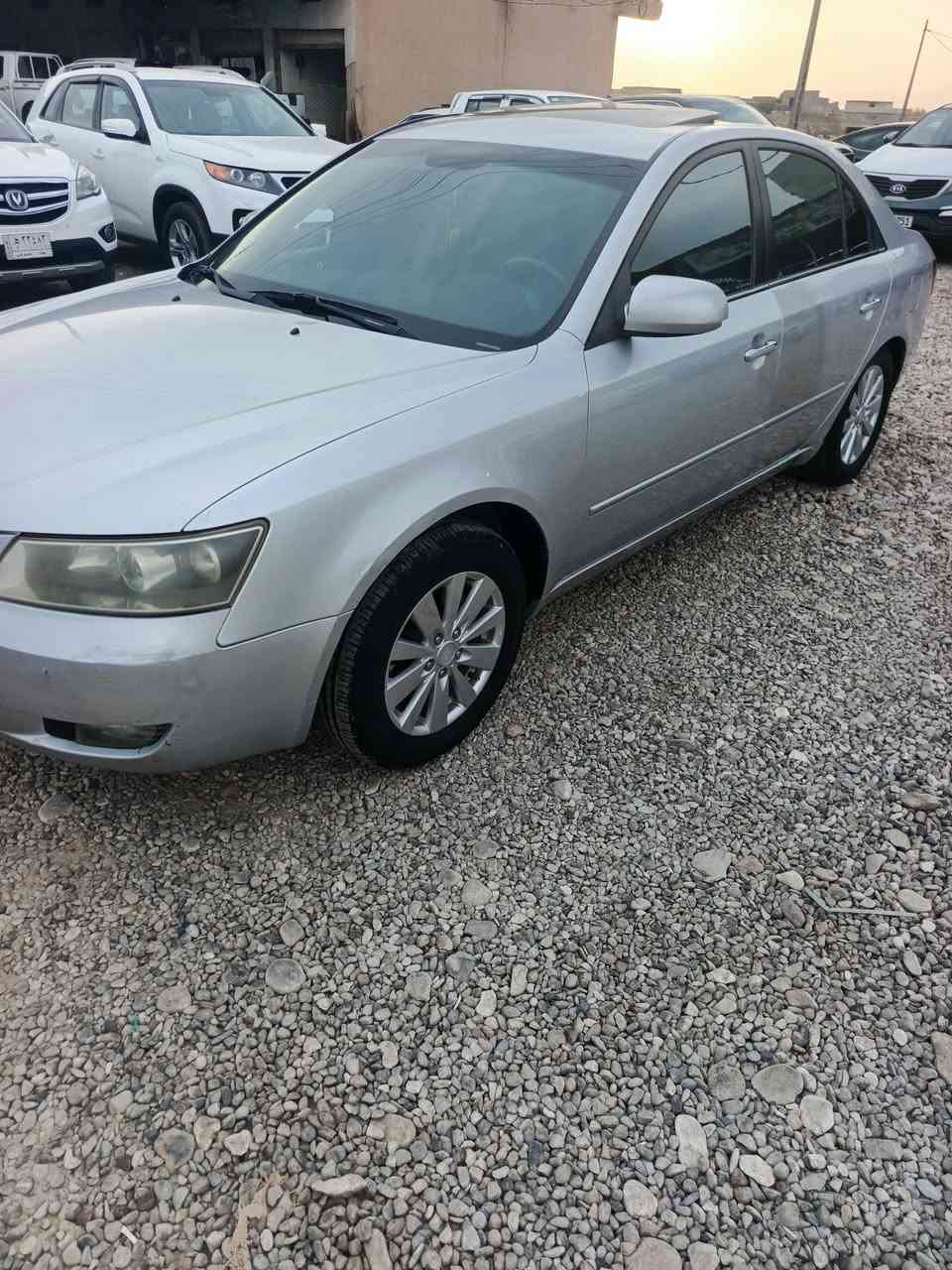 السلام عليكم سونات موديل 8 خليجي  مكينه 2400 بيه صبغ شبر بل باب وره واضح بل تصوير سياره جاهزه من كل النواحي بسمي سياره سنويه لل2030 مكان سياره واسط سعر 112بيها مجال بسيط ***********
