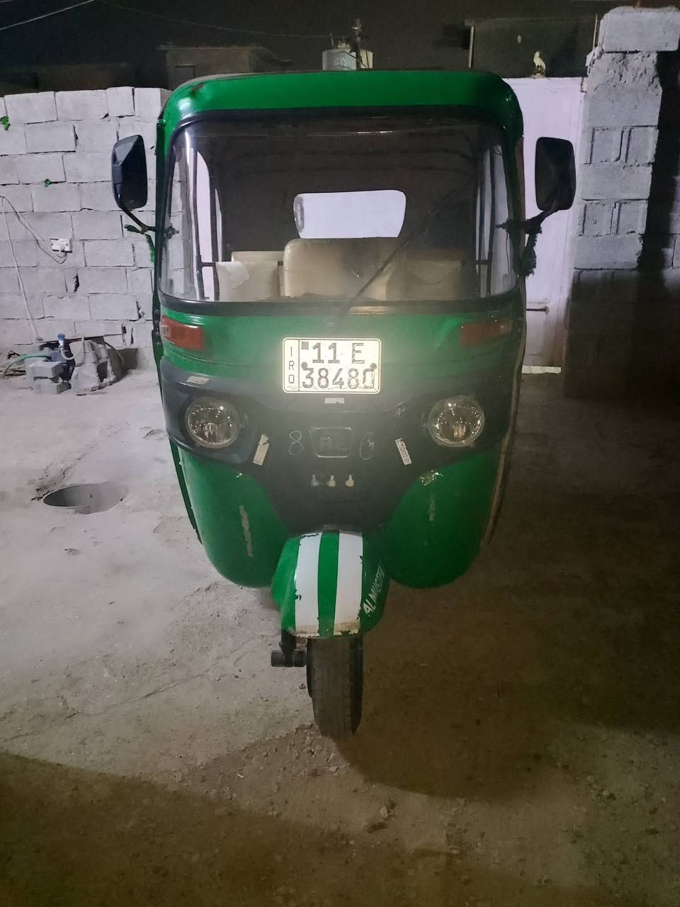 مديل 22 شهر 11 رقم بغداد نكيلزي مكفوله من تفيلس بيها ضربه يم بك لايت كد شبر موضحه بصوره قفل 8400


**إذا كنت صاحب هذا الإعلان وتريد حذفه لأي سبب، رجاءا أرسل رسالة إلى الدعم الفني**